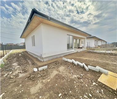 case vile de vanzare Iasi-Miroslava