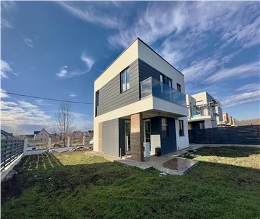 casa de vânzare Valea Ursului-Miroslava